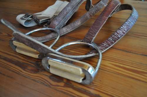 Stirrups With Leather Belts