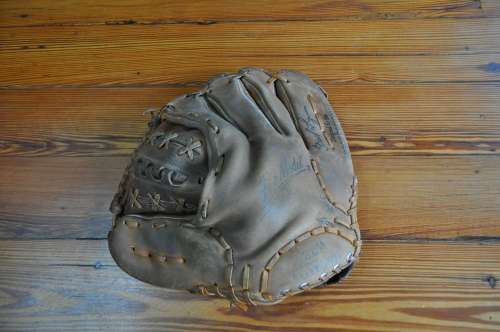 Vintage Wilson Fred Lynn Baseball Glove