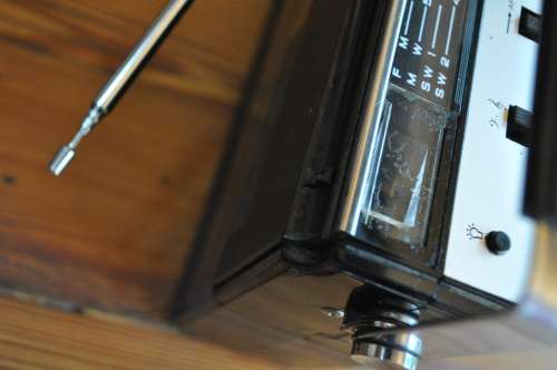 Rare Vintage National Panasonic 4 Band Radio (please read)