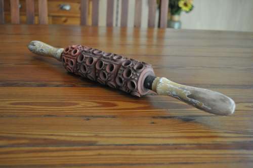 Vintage 1930s Back Massage Roller (for display)