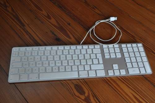 Apple USB Aluminum Keyboard With Numeric Keypad