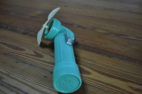 Vintage Battery Operated Hand Fan Light