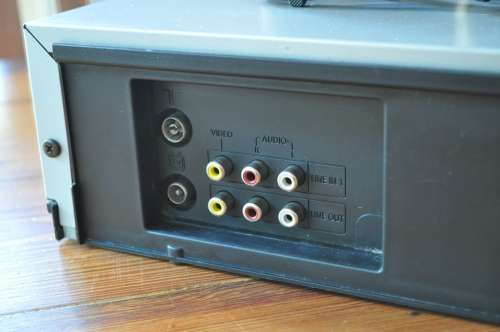 Samsung 6 Head Hi-Fi Stereo VHS VCR
