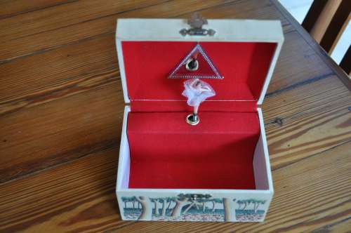 Vintage Dancing Ballerina Music Box