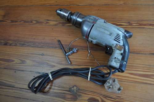 Vintage Metabo Electric Drill (selling as is)