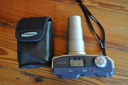 Vintage Samsung 35mm Film Camera (35mm-170mm)