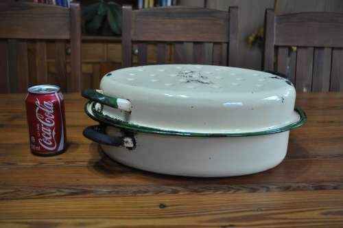 Vintage Enamel Roasting Pan