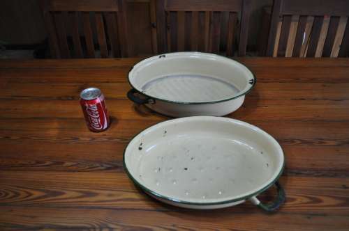 Vintage Enamel Roasting Pan
