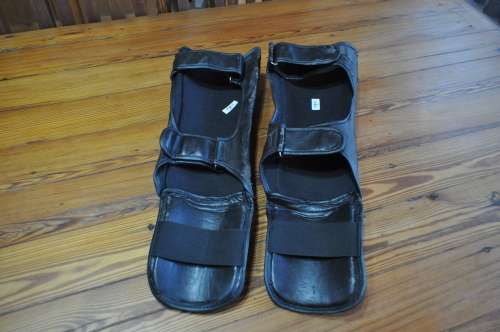 Everlast Shin Guards