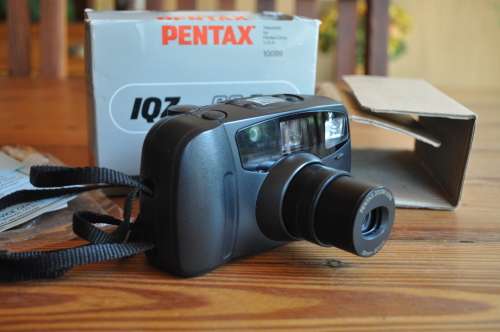 Pentax Zoom 35mm Film Camera