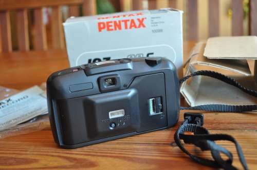 Pentax Zoom 35mm Film Camera