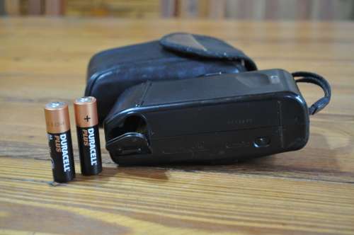 Nikon RF10 35mm Film Camera R550