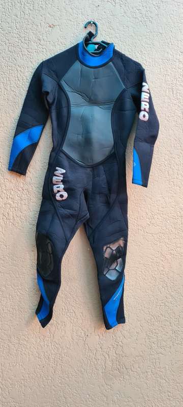 Zero Wetsuit 5 Size Small 5mm
