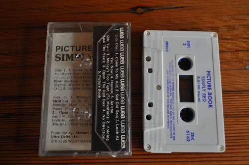 Simply Red - Picture Book (Cassette)