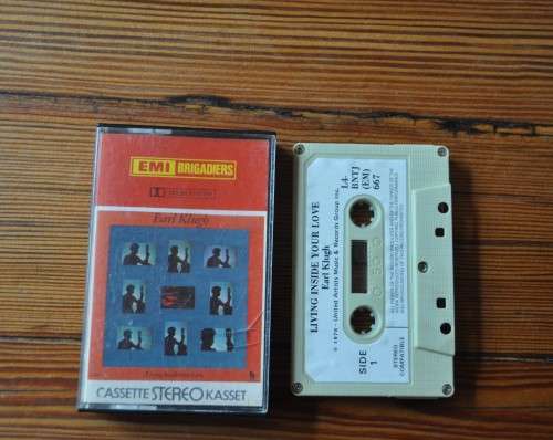 Earl Klugh - Living Inside Your Love (Cassette)