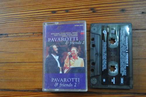 Pavarotti & Friends 2 (Cassette)