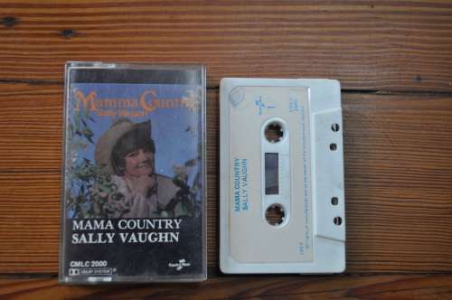 Sally Vaughn - Mama Country (Cassette)