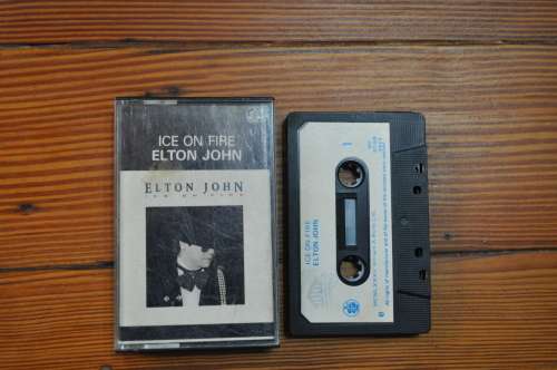 Elton John - Ice On Fire (Cassette)