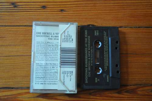 Edie Brickell & New Bohemians - Shooting Rubberbands At The Stars (Cassette)