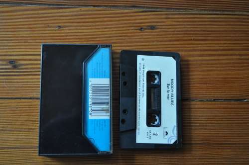 Moody Blues - Sur La Mer (Cassette)