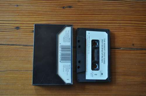 The Robert Cray Band - Don`t Be Afraid Of The Dark (Cassette)