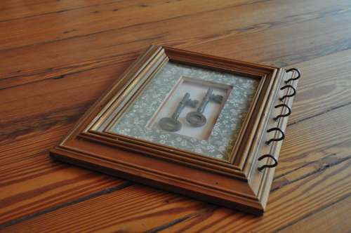 Vintage Wall Mount Key Holder