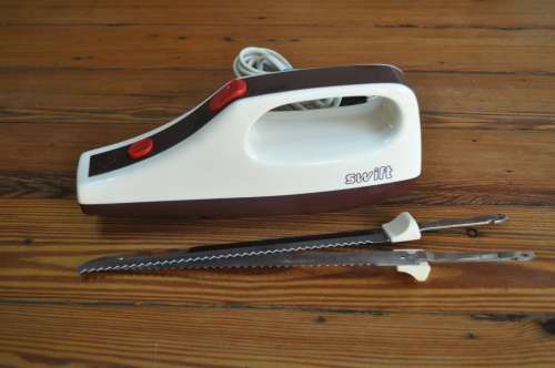 Vintage Swift Electric Bread Meat Knife