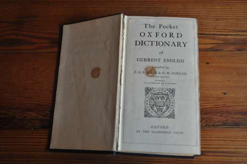 Vintage Pocket Oxford Dictionary