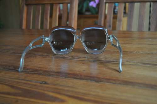 Vintage Fashion Sun Glasses Made In Italy