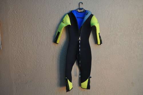 Reef Scuba Wetsuit Size XS