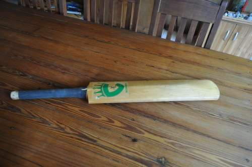 Vintage Crown Cricket Bat