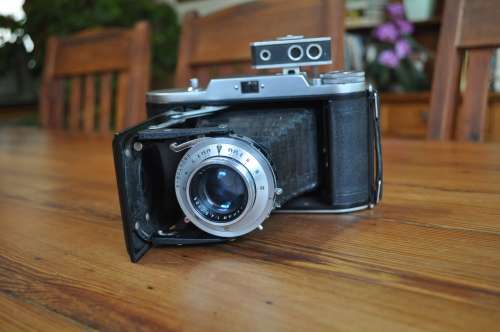 Vintage Voigtlander Bessa I Film Camera