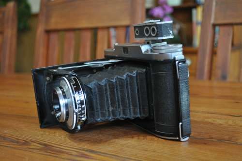 Vintage Voigtlander Bessa I Film Camera