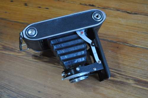 Vintage Voigtlander Bessa I Film Camera