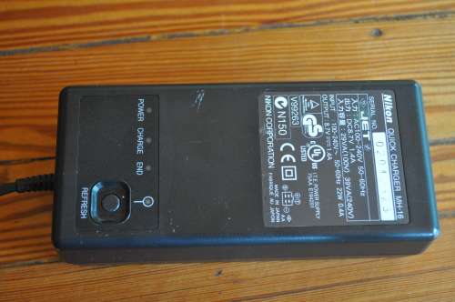 Nikon MH-16 Battery Charger For EN-4 R1250