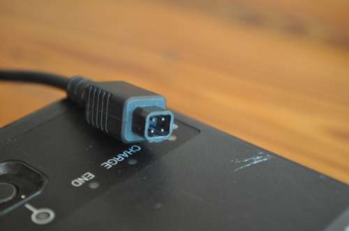 Nikon MH-16 Battery Charger For EN-4 R1250