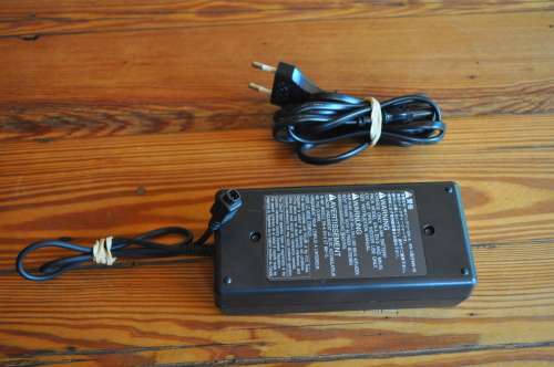 Nikon MH-16 Battery Charger For EN-4 R1250