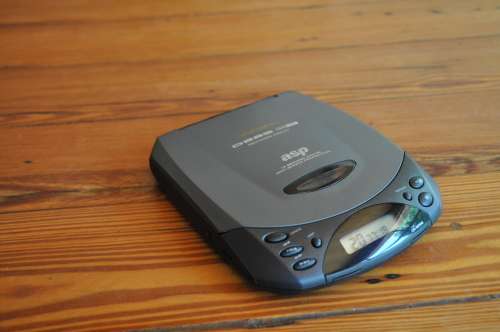 Vintage Daewoo Portable CD Player
