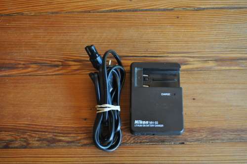 Nikon MH-50 Original Battery Charger