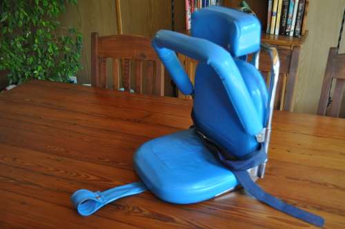 Vintage 1970s Hanging Kids Car Seat