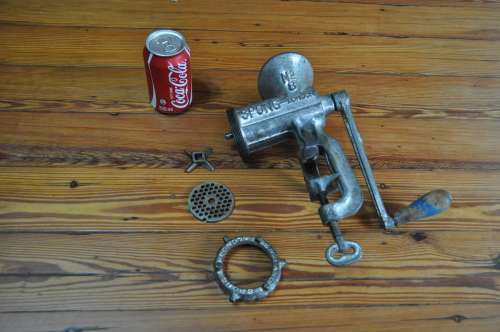 Vintage Spong No 8 Meat Grinder