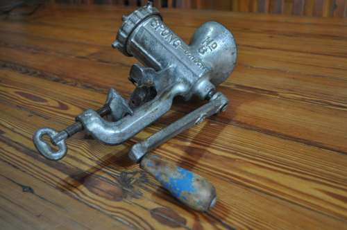 Vintage Spong No 8 Meat Grinder