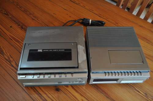 Vintage Hitachi Portable Video Cassette Recorder And Tuner (selling as is)