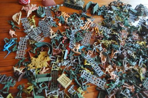 Plastic Toy Soldiers