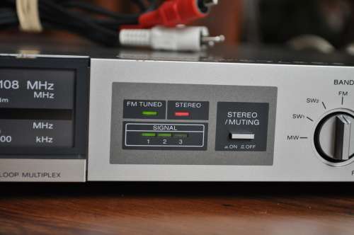 Vintage Sony Stereo Fm Am Tuner (please read)