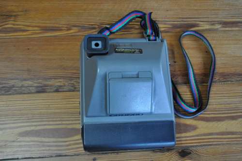 Vintage Kodak 920 Instant Camera (selling as is)