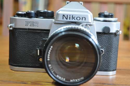 Nikon FE2 35mm Film Camera Lens Nikon 50mm 1:1.8