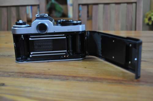 Nikon FE2 35mm Film Camera Lens Nikon 50mm 1:1.8
