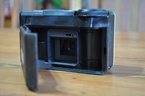 Vintage Kodak Instamatic 133 X 35mm Film Camera