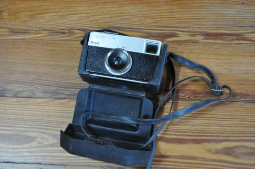 Vintage Kodak Instamatic 133 X 35mm Film Camera